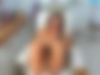 Live cam show with KarenHotMilf - Red Hair Granny on Soda Cam