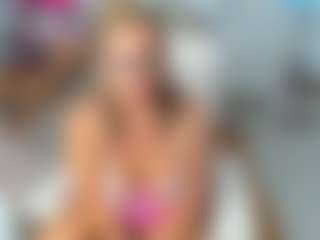 Live cam show with KarenHotMilf - Middle Aged on Camsoda