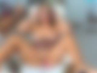 KarenHotMilf's Live Sex Cam Show