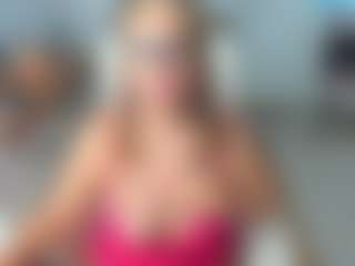 Live cam show with KarenHotMilf - Trimmed Granny on Camsoda