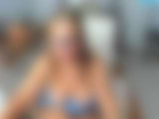 Live cam show with KarenHotMilf - Red Hair Granny on xxxlivecams.org