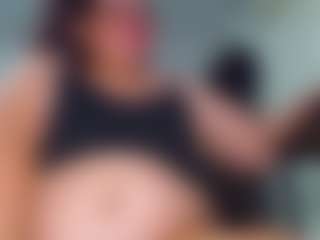 ashelymalefica MILF webcam performer live streaming