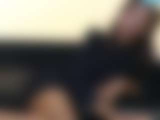 Live cam show with Hanna - Ebony on fuklive.com