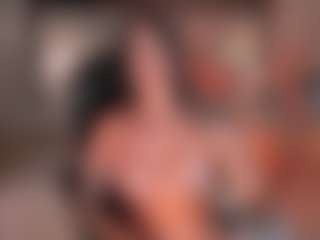 Live cam show with MariaHerrera - Living Room on Camsoda