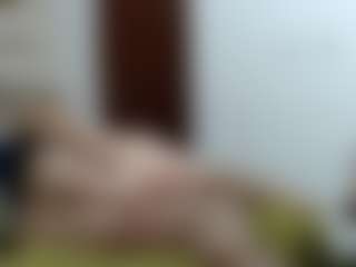 Live cam show with thedoubleamazon - Flashing on Strip Flash - Live Sex Shows
