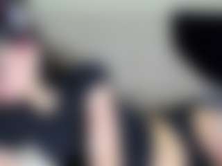 Live-Cam-Show mit Tune-Godness - Camel Toe auf Camsoda