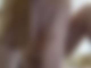 AnikaLipps's Live Sex Cam Show