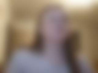 Live cam show with AnikaLipps - Red Hair on Camming Site