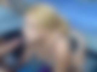 white_doll's Live Sex Cam Show