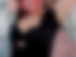 Live cam show with Hanny - Facial Piercings on Strip Flash - Live Sex Shows