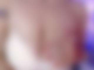 Live cam show with Sara Martin - Belly on hotwifechat.live