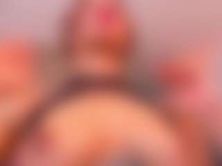 Live cam show with Milky Kim - Sensual on galaxygirlnitro.com