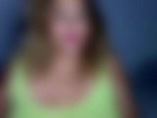 Live cam show with MariaJoseBarraza - Cum Swallowing on AdultVida.com