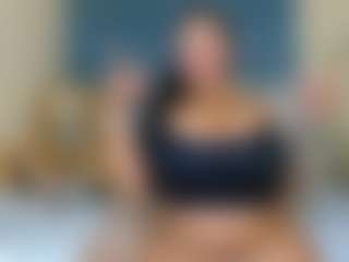 MELONS2001's Live Sex Cam Show