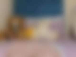 MELONS2001's Live Sex Cam Show