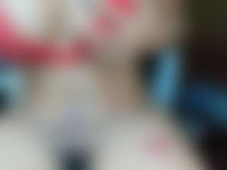 Live cam show with janellemetz - Hairy Pussy on livesuperchat.net