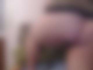 Antoniastars's Live Sex Cam Show