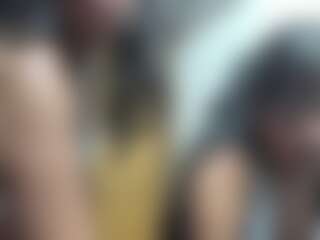caandyysweet18's Live Sex Cam Show