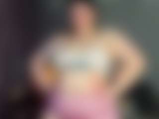 Live cam show with Ruth - Horny on hotwifechat.live