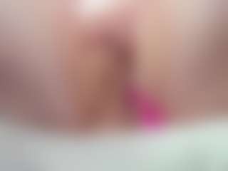 Live cam show with Ruth - Shaved on CamwithHer