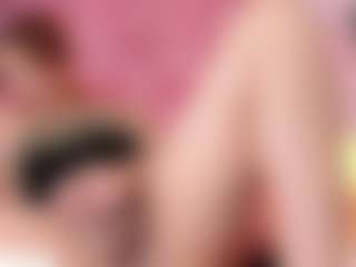 Live cam show with Sofi-hdz - Black Hair on Camsoda