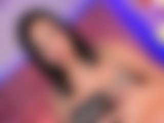 Live cam show with Sofi-hdz - Chubby on Streamer API
