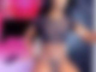 Live cam show with stheysi - Black on Hubzter Live