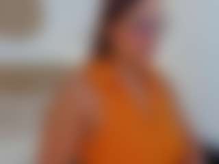 Live cam show with zoe-danae - Curvy on Gym Cam Girls