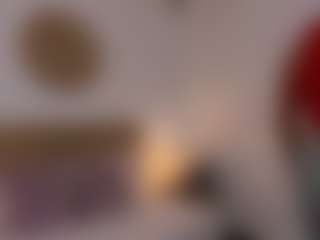 Live cam show with zoe-danae - Body Massage on Camsoda