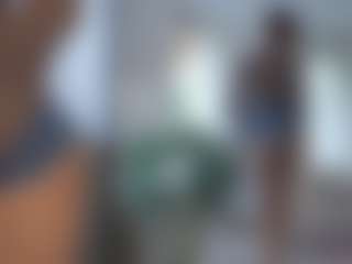 YourCarolinaaa's Live Sex Cam Show