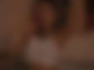 YourCarolinaaa's Live Sex Cam Show