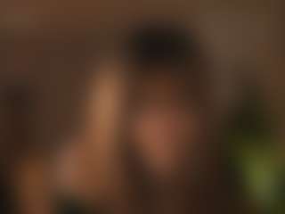 YourCarolinaaa's Live Sex Cam Show