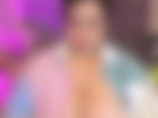 MiahJoness1's Live Sex Cam Show
