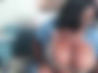 Live cam show with Livvy Kinka - Belly on xDating