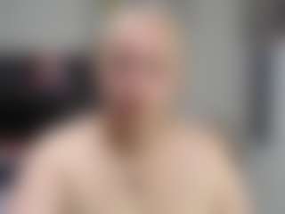 Live cam show with emperatrizmessy - Middle Aged on Chatstar