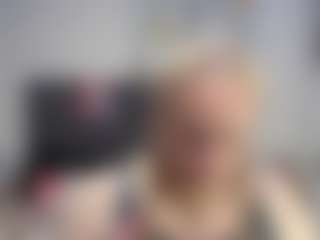 emperatrizmessy's Live Sex Cam Show