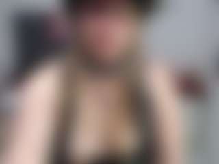 emperatrizmessy's Live Sex Cam Show