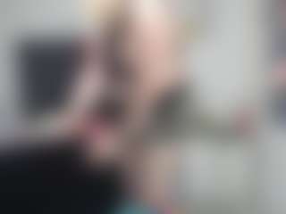 Live cam show with emperatrizmessy - Body Massage on CamwithHer