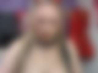 Live cam show with emperatrizmessy - Blonde Hair on Camsoda