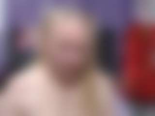 Live cam show with emperatrizmessy - Blonde Hair on Gym Cam Girls