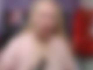 Live cam show with emperatrizmessy - Bdsm MILF on Gym Cam Girls
