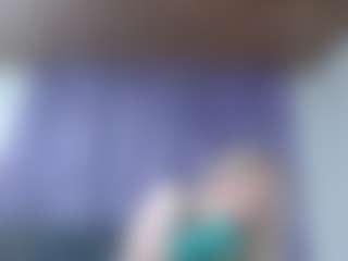 Live cam show with emperatrizmessy - Blonde Hair Middle Aged on PervPlay.com