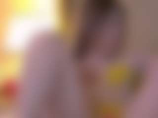 Live cam show with Serena - Spank Red Hair on Dare Cams