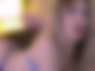 Live cam show with Serena - Grey Eyes on Camiplay Live