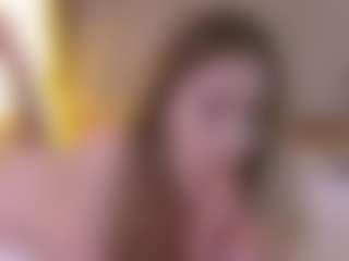 Live cam show with Serena - Latina on madthumbs