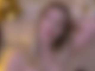 Live cam show with Serena - Red Hair Young Adult on Milfs Live