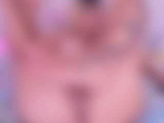 Live cam show with carolina-foxx - Chubby on Soda Cam
