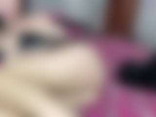 Daisy Love's Live Sex Cam Show