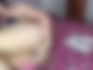 Live cam show with Daisy Love - Blue Eyes on TeamSkeetLive