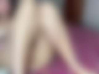 Live cam show with Daisy Love - Blue Eyes on Camsoda